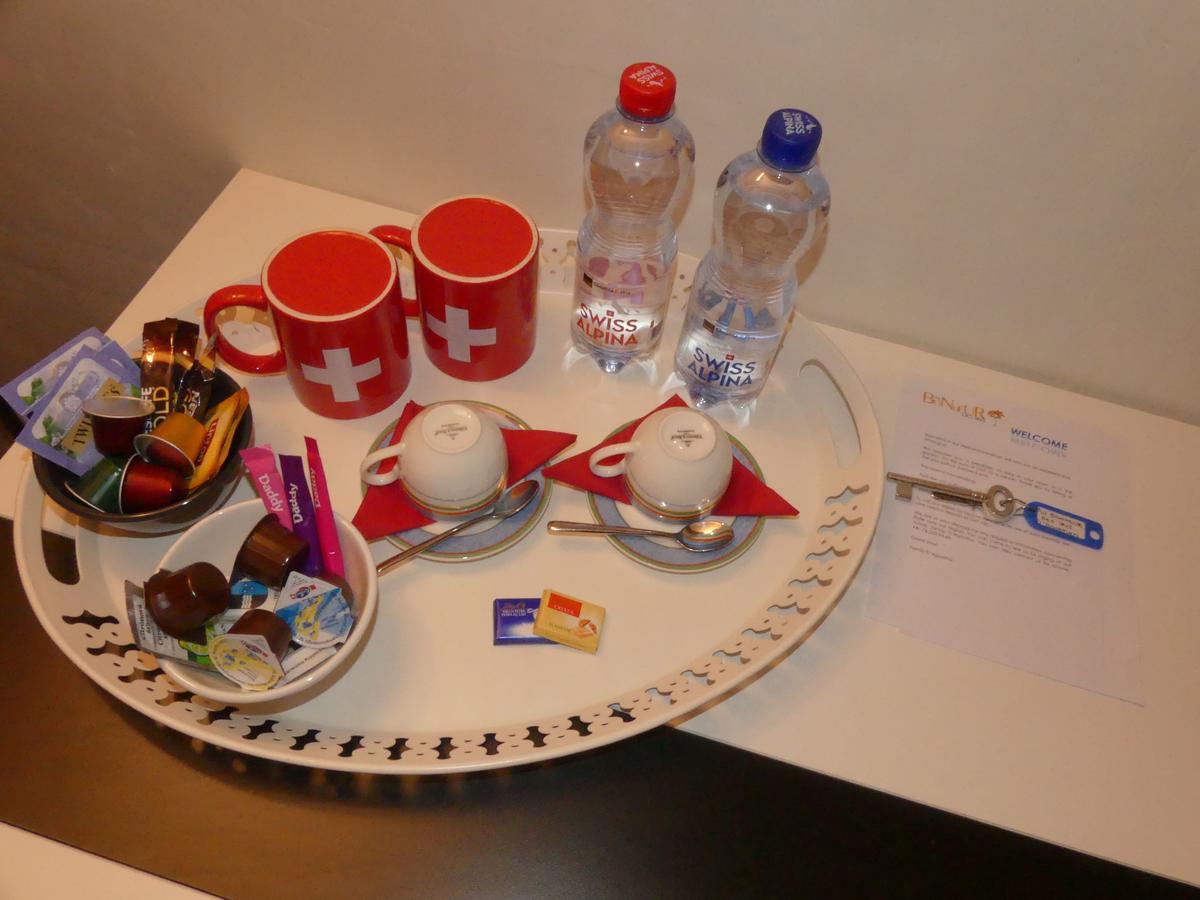 Au Bonheur Des Iris Bed & Breakfast Rolle Dış mekan fotoğraf
