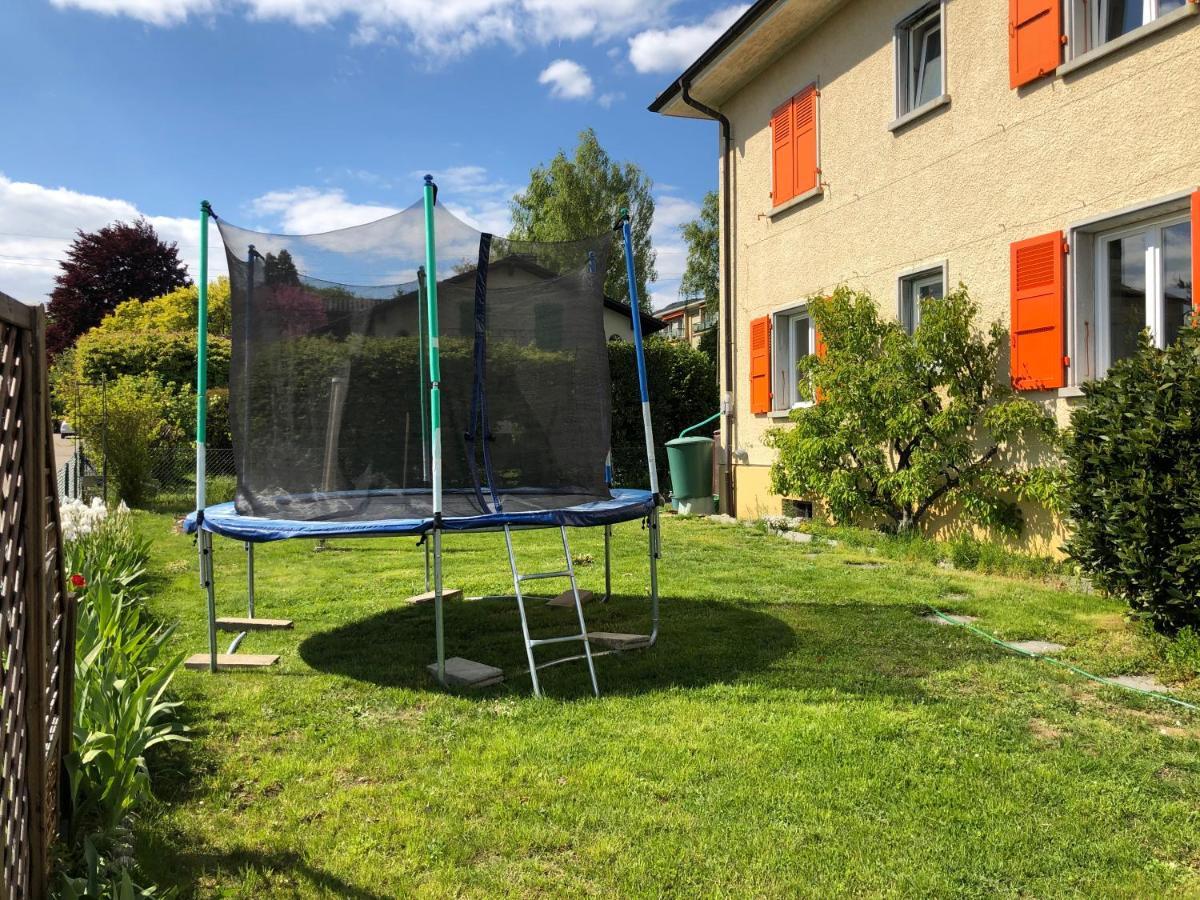 Au Bonheur Des Iris Bed & Breakfast Rolle Dış mekan fotoğraf